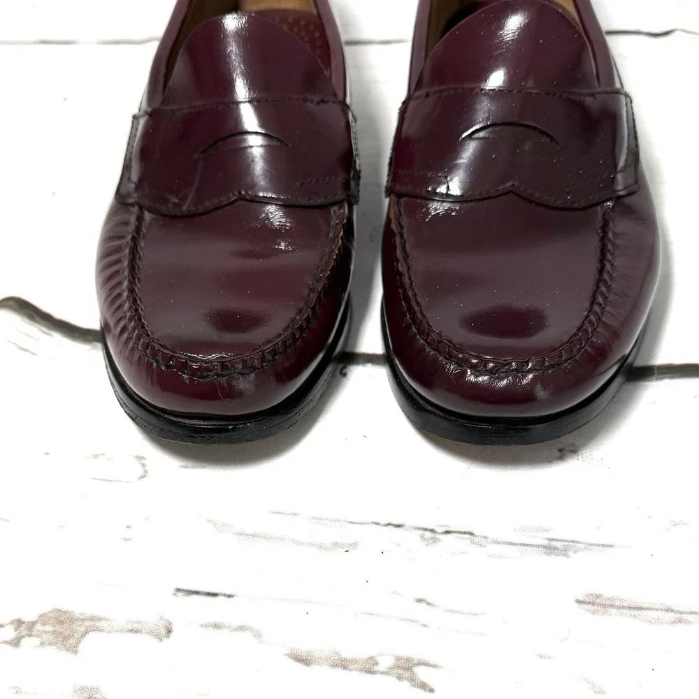 G.H. Bass & Co. details burgundy weejuns